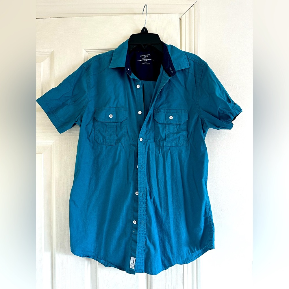 Slim fit short sleeve shirt